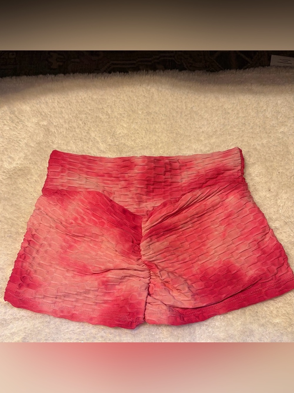 Women's Pink Textured High-Waist Scrunch Shorts